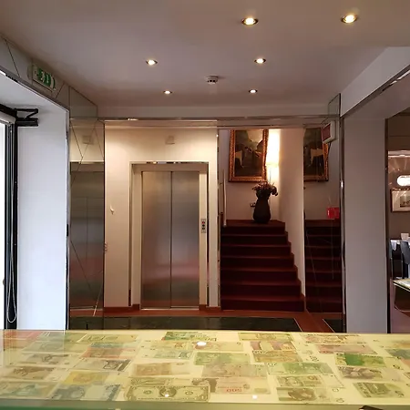 Small Hotel Royal-2